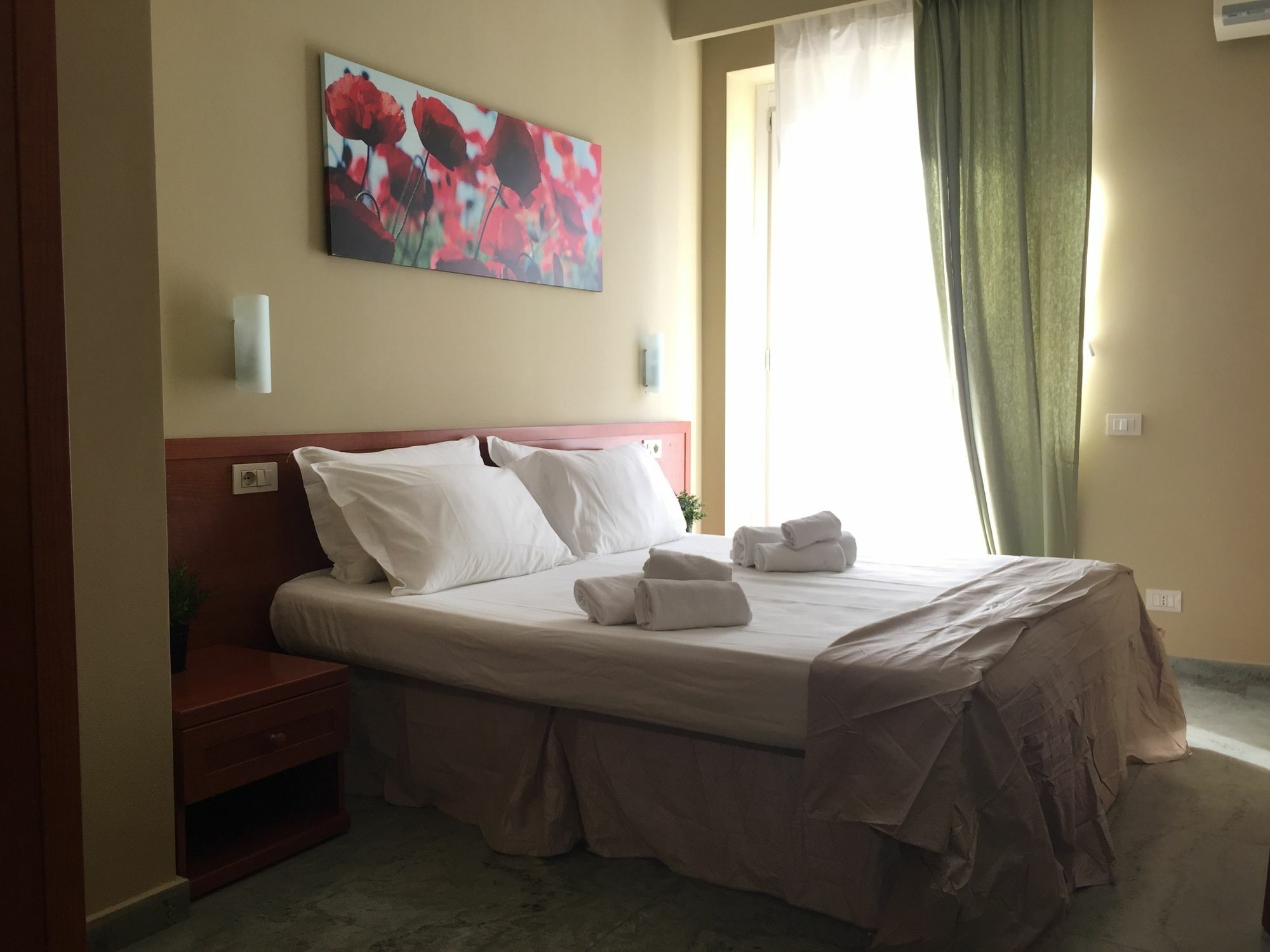 Smart Trastevere Рим Екстер'єр фото